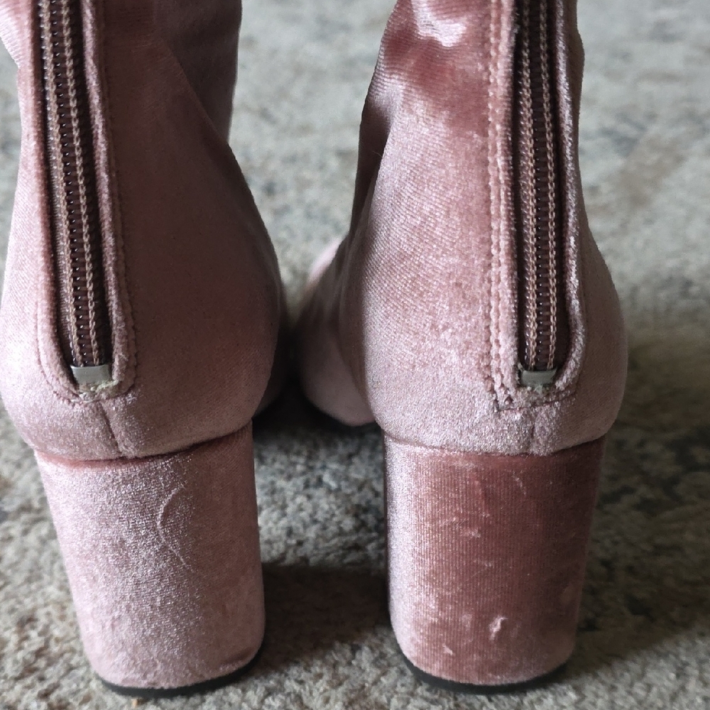 Free People Velvet Cecile Bootie Rose Ankle Boots - Picture 6 of 10